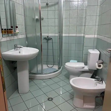 Hostel Hostel *