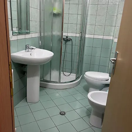 Hostel Vlorë
